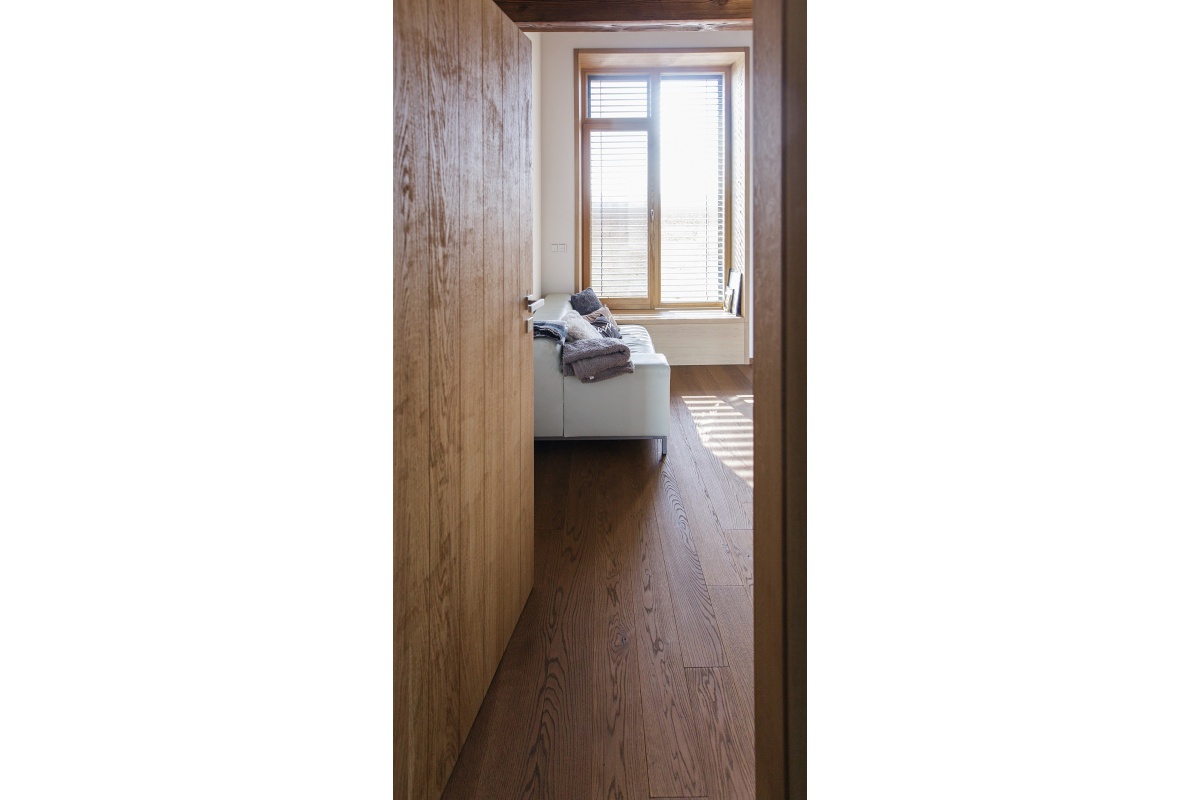 Family house interior - Recuperation is installed in the house. Here, its outlet can be seen built in the window’s cladding.