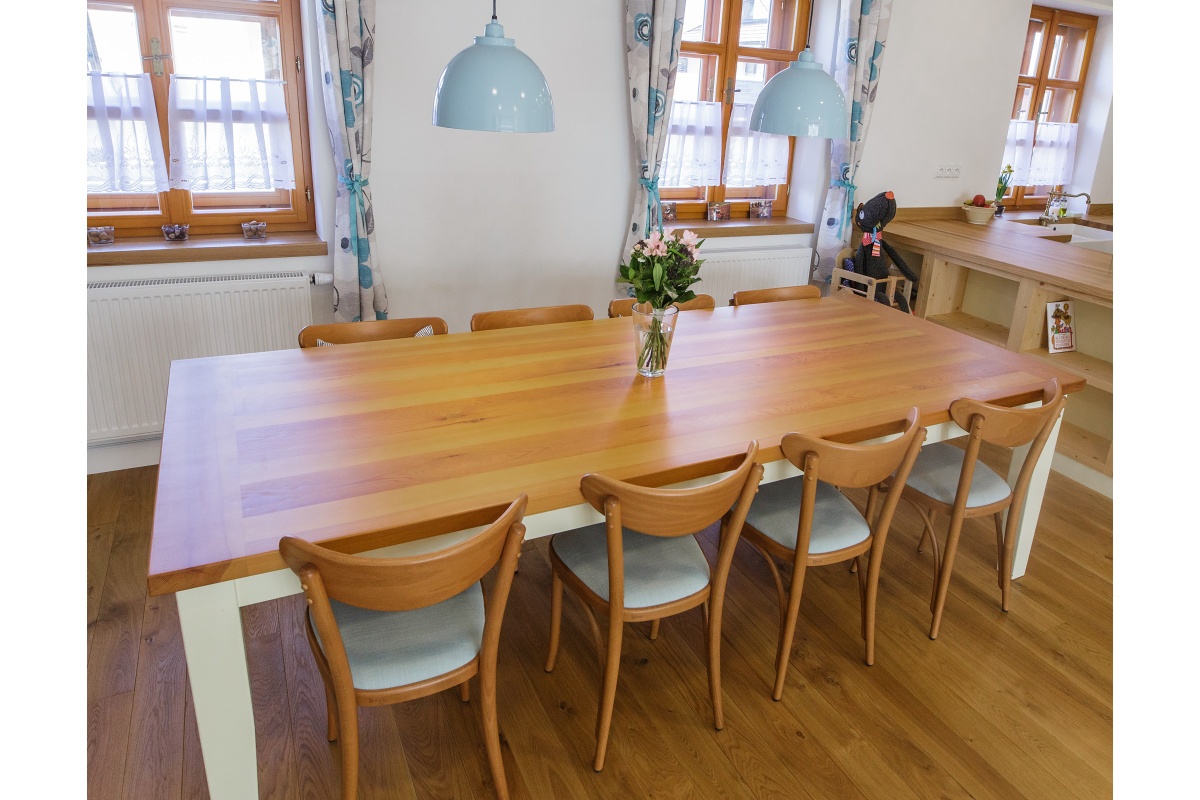 Family house interior - We also made all of the oak doors in the house, both partially glass and solid.